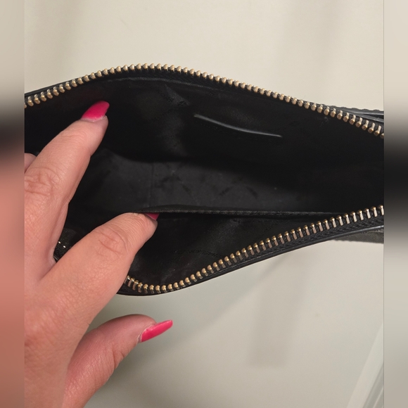 Michael Kors Crossbody Bag - Picture 5 of 6